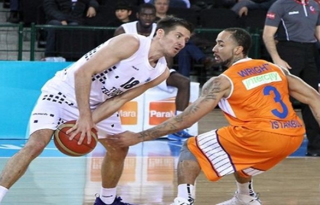 Valters, Türk Telekom'da kaldı