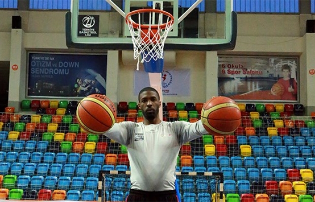 Warrick: Takım olarak her maça final maçı gibi bakıyoruz