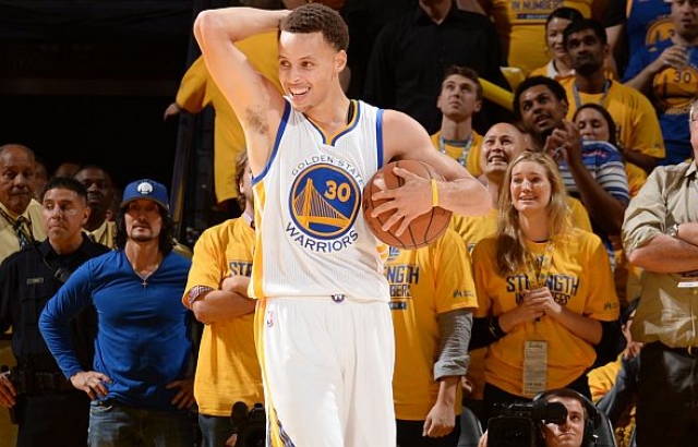 Warriors seride 1-0 öne geçti