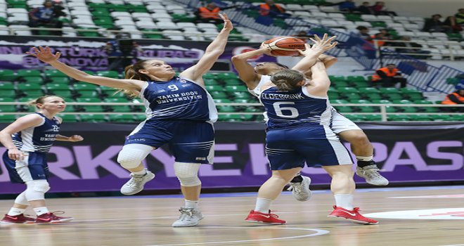 Yakın Doğu Üniversitesi finalde...