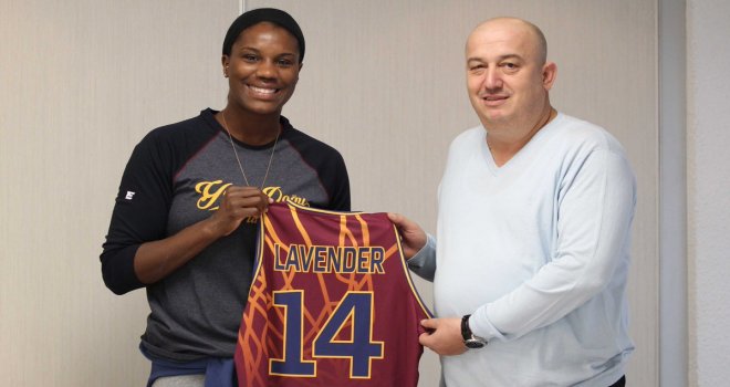 Yakın Doğu Üniversitesi, Jantel Lavender ile imzaladı