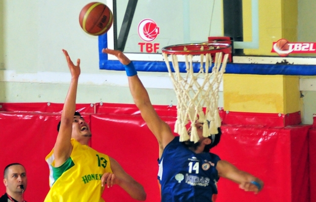 Yalova Belediyespor transferi sürdürüyor