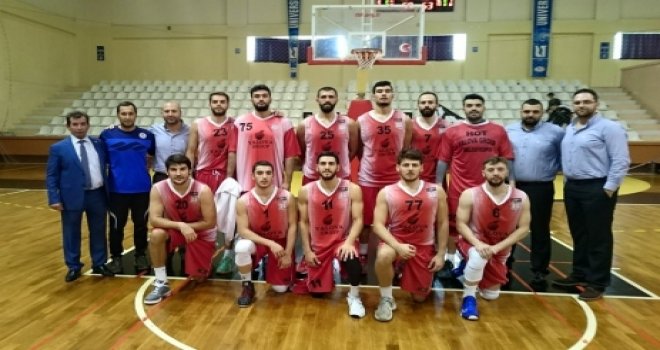 Yalova Group 16 sayı geriden gelerek kazandı