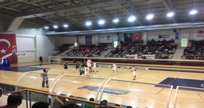 Sakarya Büyükşehir Yalova'da kazandı