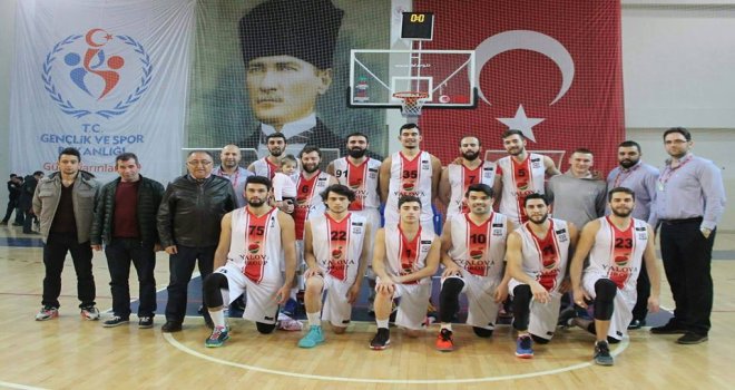 Yalova Group Belediyespor İstanbul'da galip