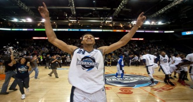 Yalova Group Belediyespor yeni uzununu buldu