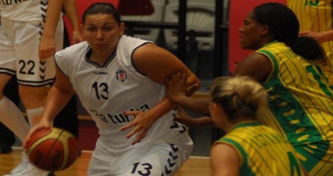 Yasemin Horasan yuvasında...