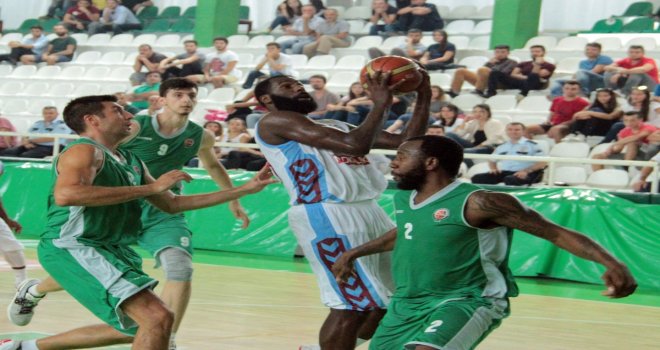 Yeşilgiresun Belediyespor, Trabzonspor'u mağlup etti