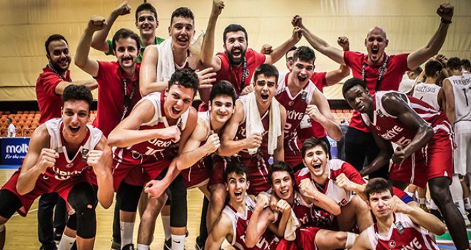 Yıldız Erkek Milli Takımı Avrupa Üçüncüsü!