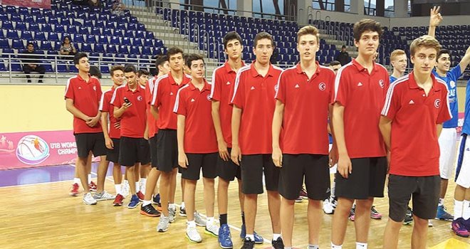 Yıldız Erkeklerimiz Gürcistan'da 2. oldu