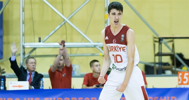 Yıldız Erkeklerimiz yarı finalde İspanya karşısında