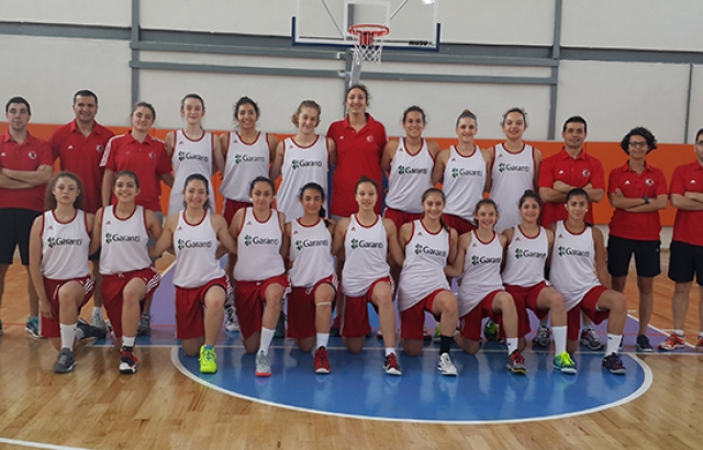 Yıldız Kızlarımız yarı finale yükselemedi