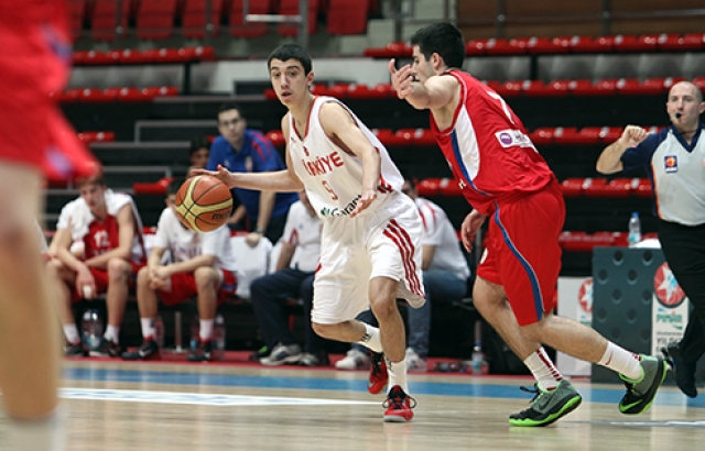 Yıldız Millilerimiz yine uzatmada galip