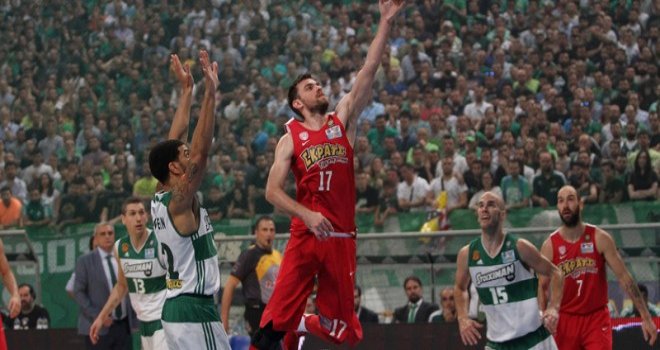 Yunanistan'da şampiyon: Olympiakos