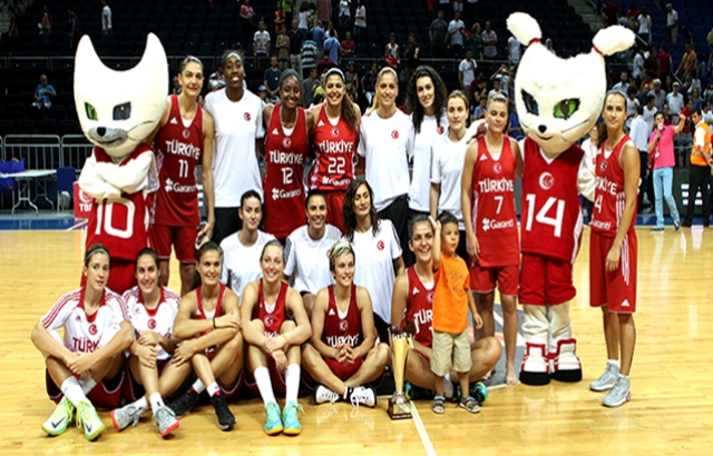 Zafer Kadınlarımızın...