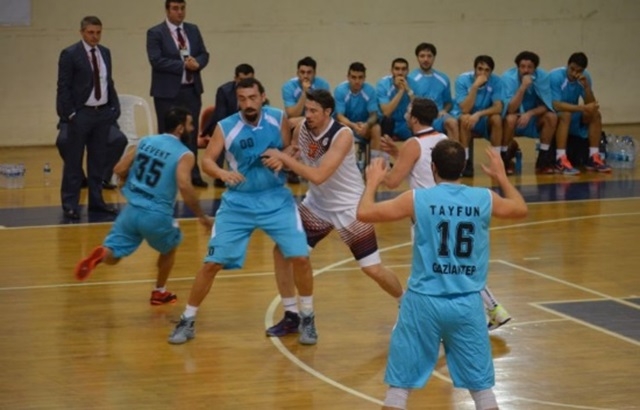 Zirve Üniversitesi Gemlik'te zorlanmadı...