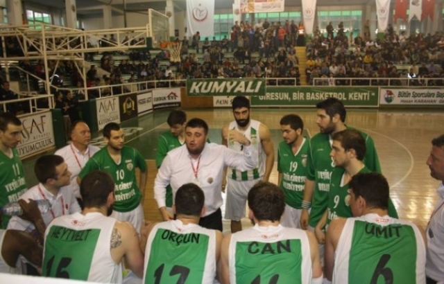 Zirve Üniversitesi'ne yeni yardımcı antrenör